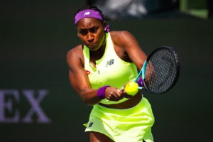  拉杜卡努复出首秀虽败犹显复苏迹象