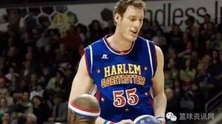  弗里茨发球时速破纪录震撼全场观众