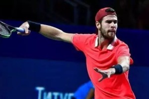  卡恰诺夫巴黎大师赛爆冷夺冠