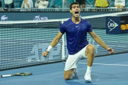  阿尔卡拉斯青春风暴，温网决赛创历史佳绩