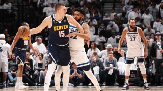  爱德华兹三分绝杀森林狼险胜鹈鹕