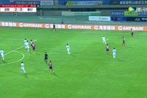  VAR技术改变比赛走向，争议判罚引发热议