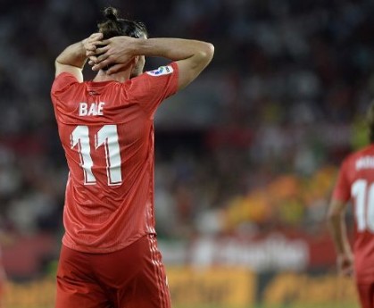  乌拉圭锋霸苏亚雷斯独中三元助球队大胜对手