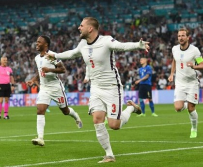  英格兰超级联赛上演进球大战刷新历史纪录