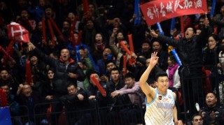  新疆飞虎主场大胜山东巩固联赛前四