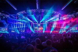  电竞赛事落户古城掀起全民热潮