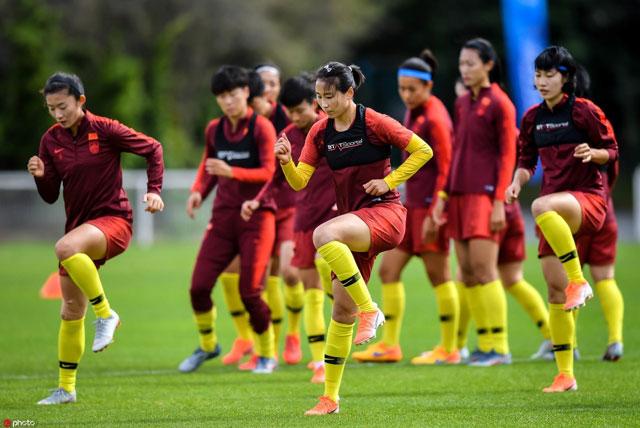  女足世界杯，中国玫瑰绽放小组赛