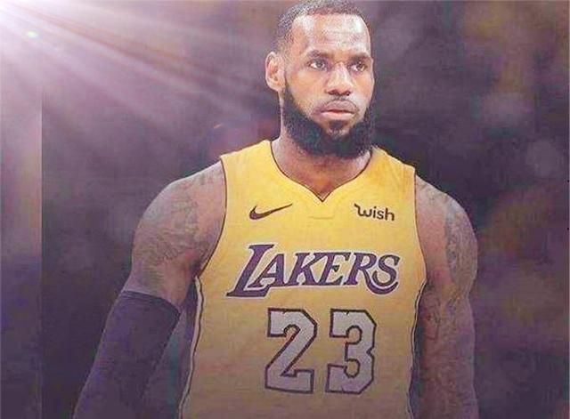  热火全队多点开花战胜公牛队