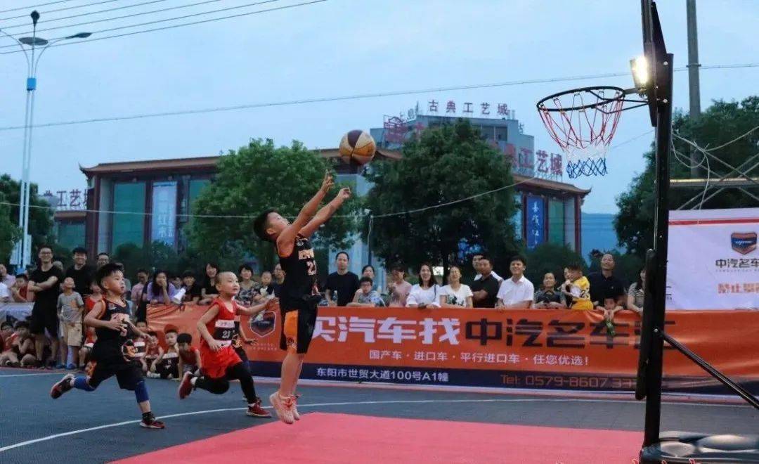  篮球名校邀请赛青春激情碰撞